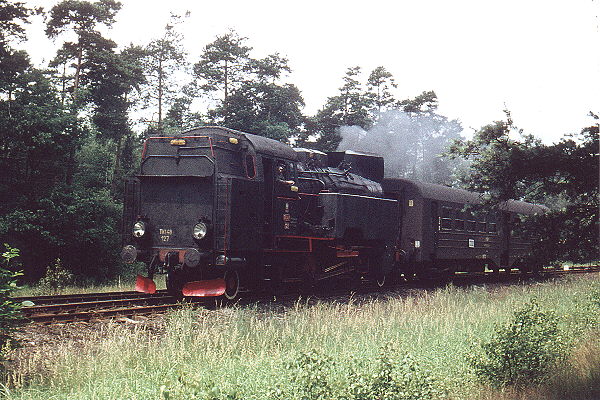TKt48-127 z pociągiem z Dobrodzienia w Fosowskich, fot. Roelof Hamoen